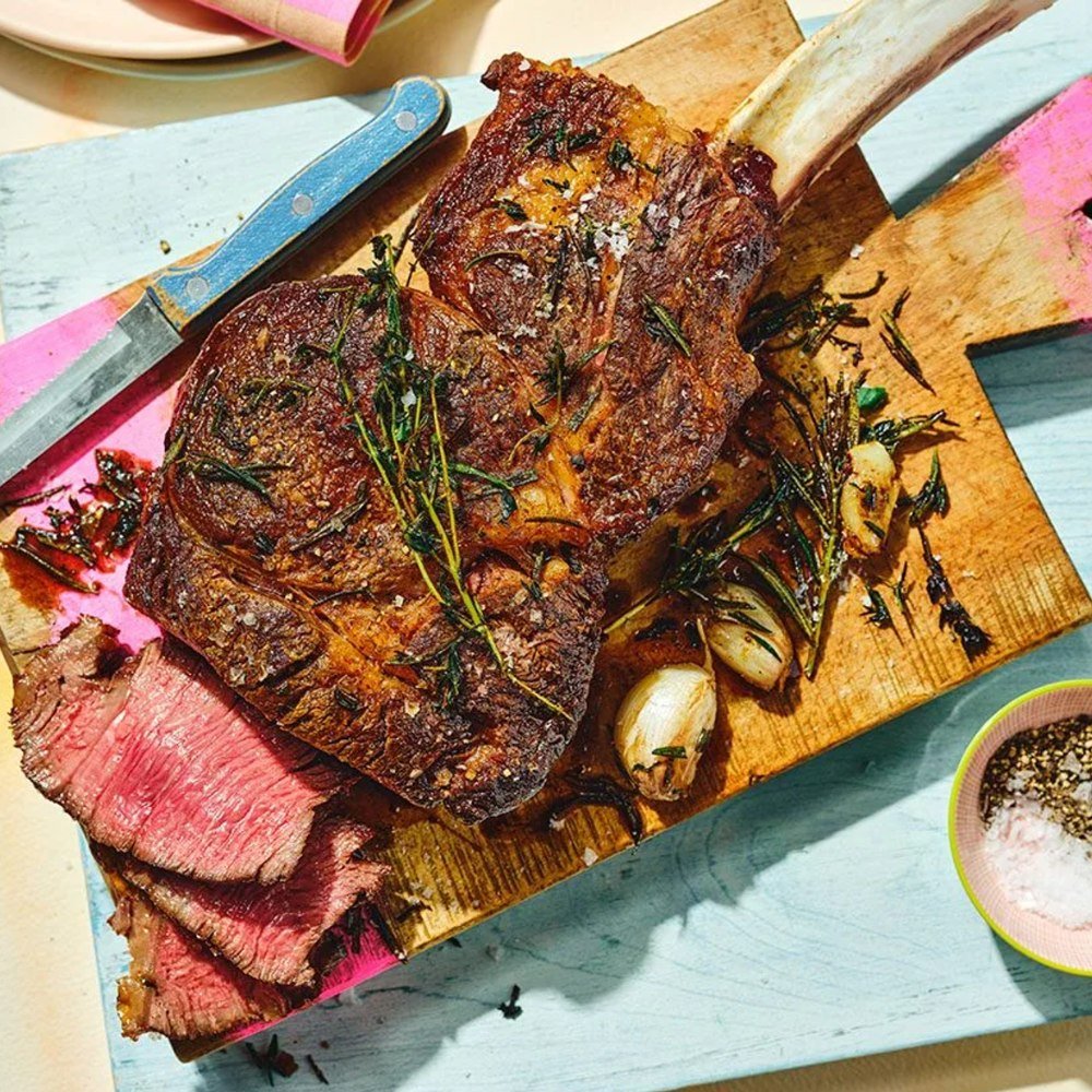 Tomahawk Steak Balady Kandouz 1 KG Long Bone Rib Eye Showpiece Cut | توماهوك