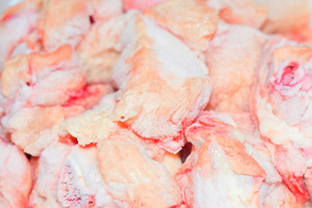 Frozen chicken pieces
